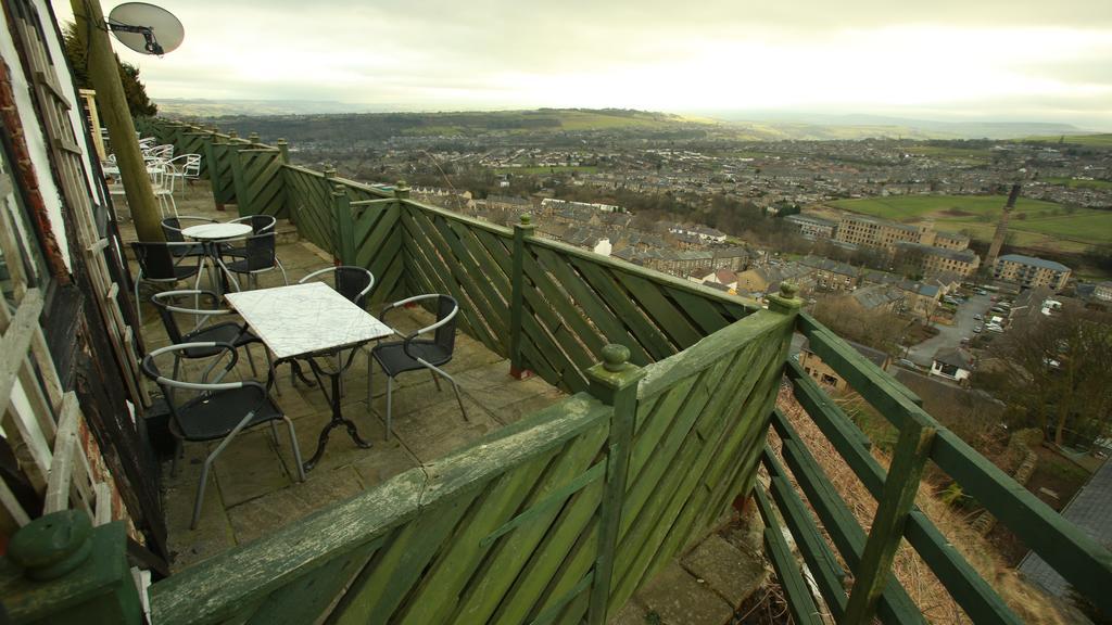 The Edge Accommodation Huddersfield Buitenkant foto